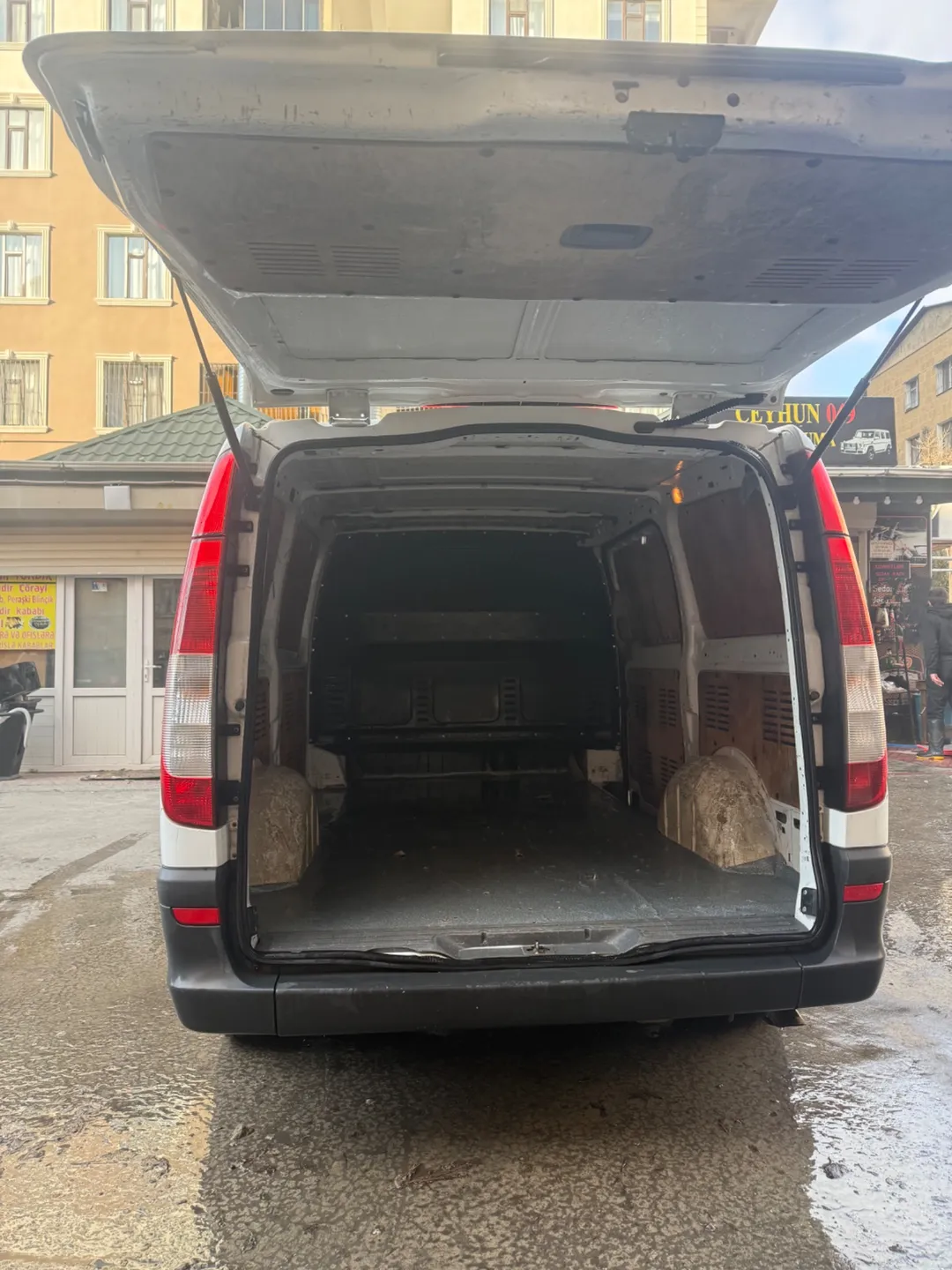 Mercedes Vito 111, 2.2 L, 2008 i̇l, 416 500 km, Bakı - Qiymət: 16 500 ₼ - Tunel.az
