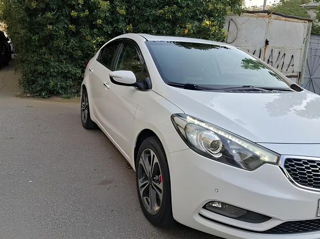 Kia Cerato, 2.0 L, 2013 i̇l, 159 300 km, Bakı - Qiymət: 23 700 ₼ - Tunel.az