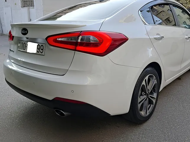 Kia Cerato, 2.0 L, 2013 i̇l, 159 300 km, Bakı - Qiymət: 23 700 ₼ - Tunel.az
