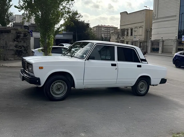 LADA (VAZ) 2107, 1.6 L, 2007 i̇l, 75 000 km, Bakı - Qiymət: 5 100 ₼ - Tunel.az