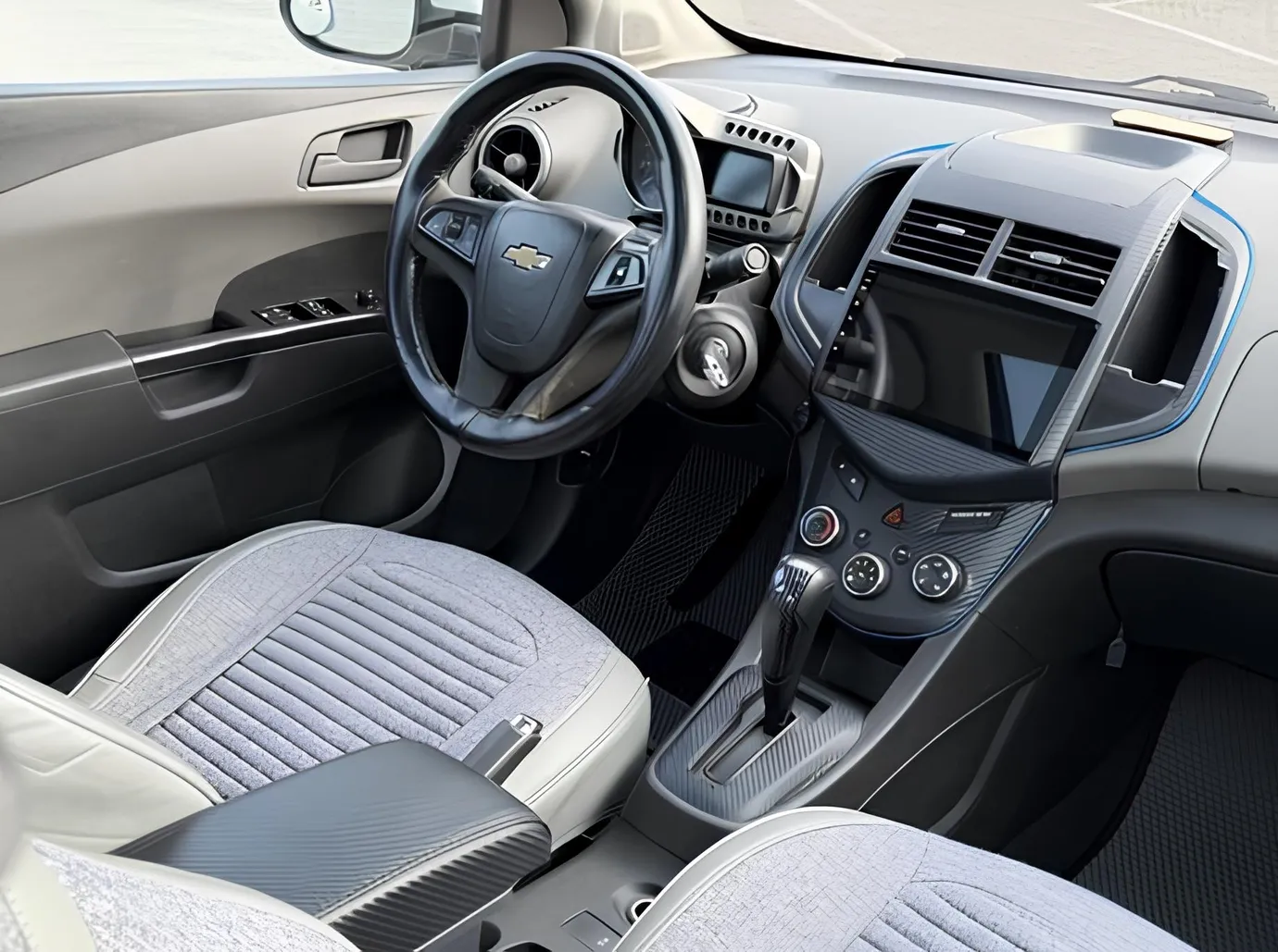 Chevrolet Aveo, 1.4 L, 2013 i̇l, 318 000 km, Sumqayıt - Qiymət: 12 300 ₼ - Tunel.az
