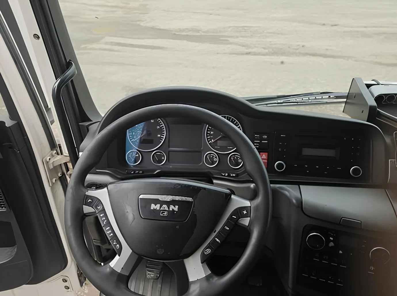MAN TGX 18.440, 11.0 L, 2012 i̇l, 1 350 000 km, Bakı - Qiymət: 34 000 ₼ - Tunel.az