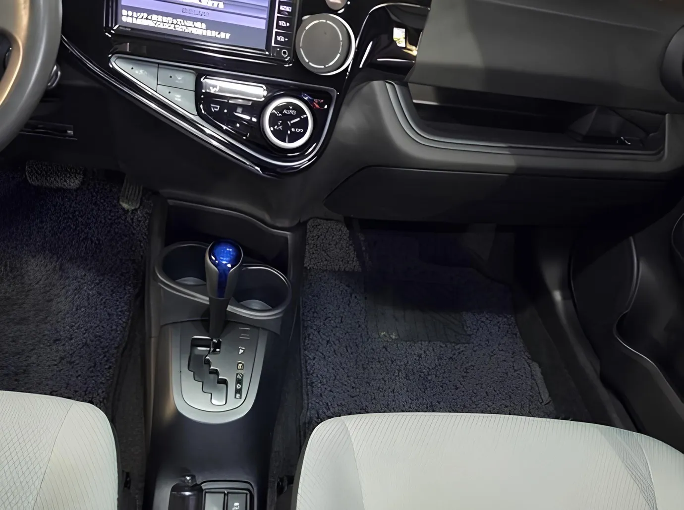 Toyota Aqua, 1.5 L, 2020 année, 36 940 km, Baku - Prix ​​: 21 700 ₼ - Tunel.az