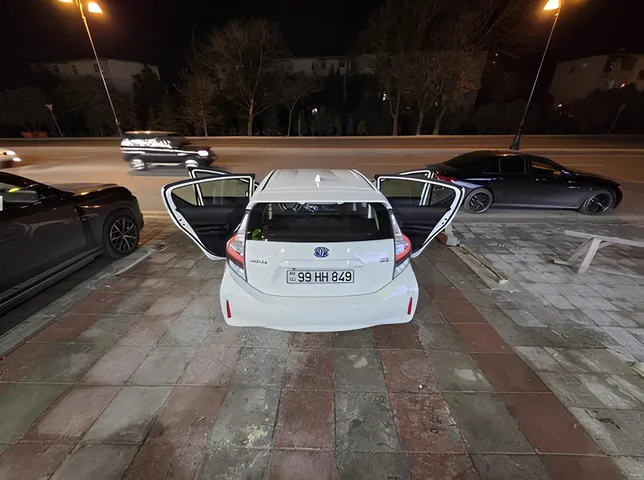 Toyota Aqua, 1.5 L, 2020 année, 36 940 km, Baku - Prix : 21 700 ₼ - Tunel.az
