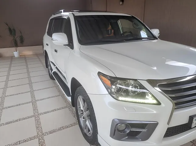 Lexus LX 570, 5.7 L, 2013 жазыңыз жыл, 215 000 km, Ganja - Бағасы: 55 000 ₼ - Tunel.az