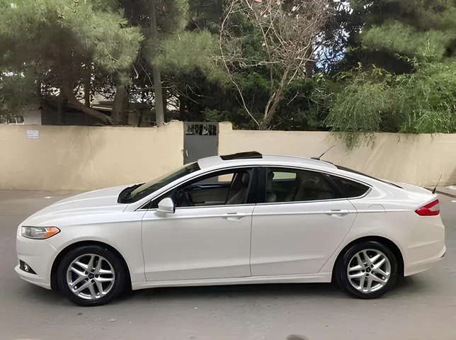 Ford Fusion (North America), 1.6 L, 2013 i̇l, 365 000 km, Bakı - Qiymət: 13 000 ₼ - Tunel.az