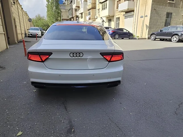 Audi A7, 2.0 L, 2015 год, 238 300 km, Баку - Цена: 27 000 ₼ - Tunel.az