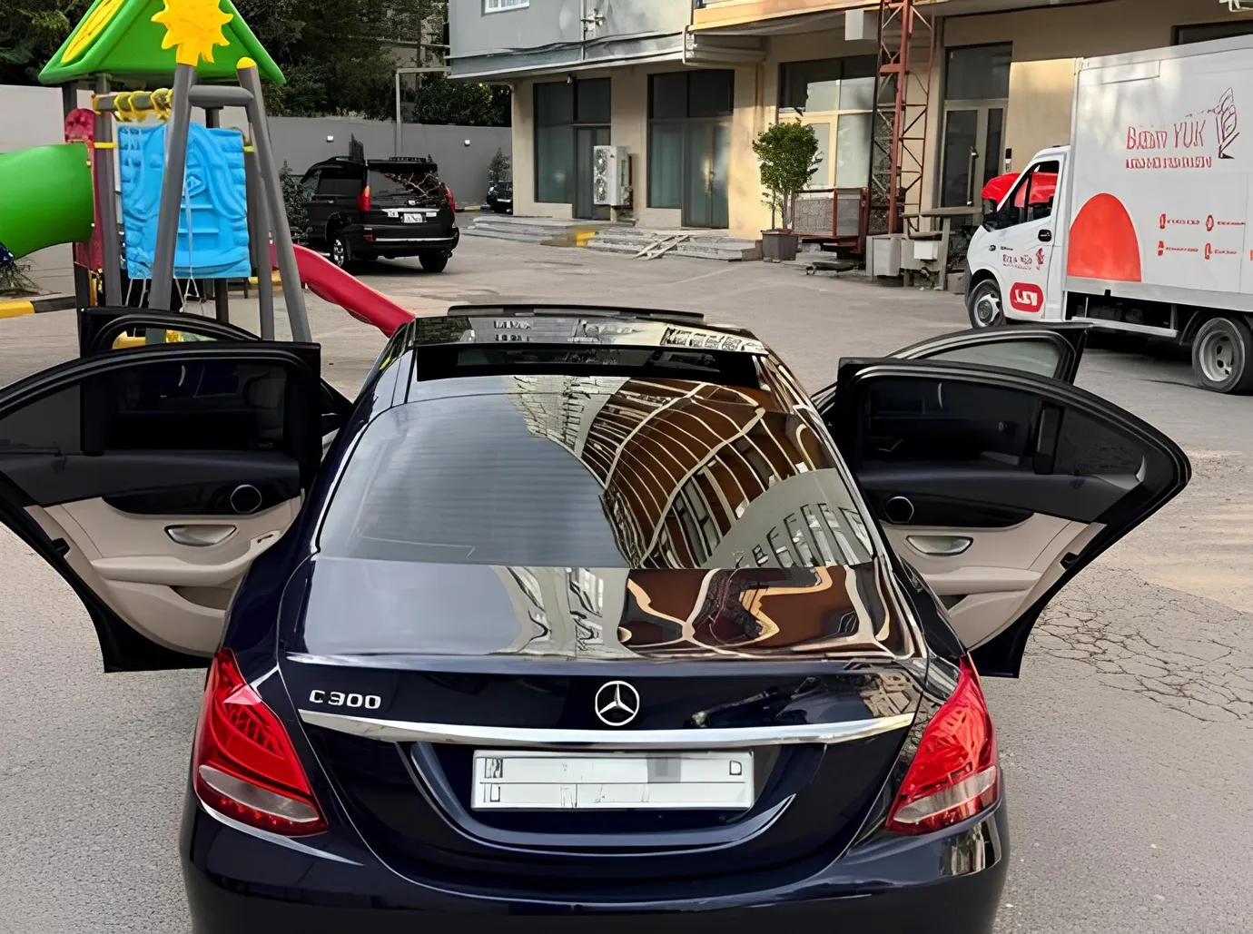 Mercedes C 300 4MATIC, 2.0 L, 2017 سنة, 154 000 km, Baku - السعر: 29 999 ₼ - Tunel.az