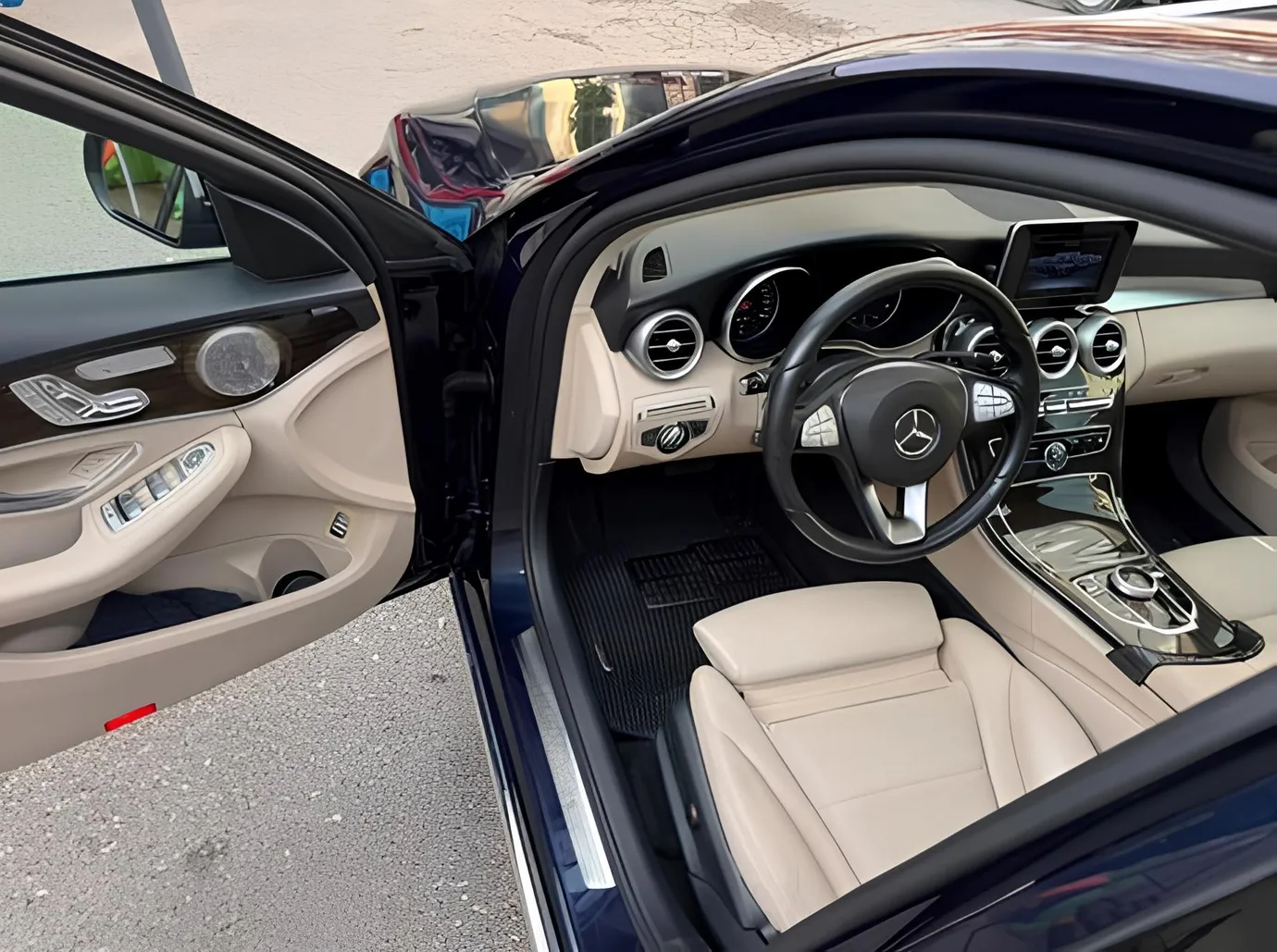 Mercedes C 300 4MATIC, 2.0 L, 2017 سنة, 154 000 km, Baku - السعر: 29 999 ₼ - Tunel.az