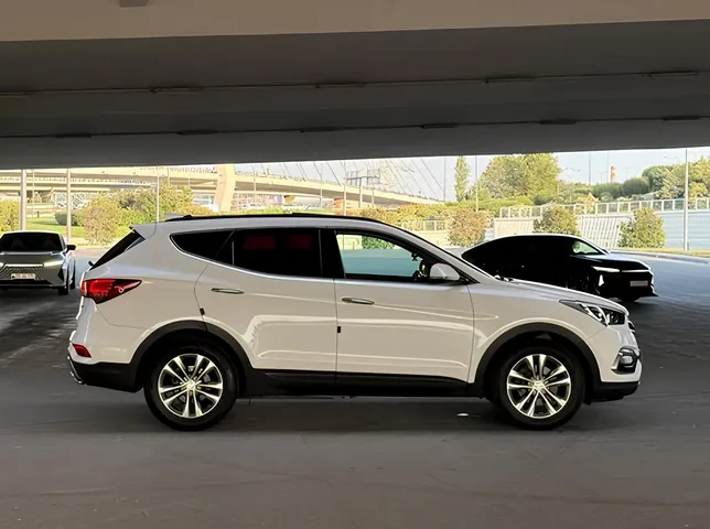 Hyundai Santa Fe, 2.0 L, 2017 жазыңыз жыл, 158 000 km, Baku - Бағасы: 33 500 ₼ - Tunel.az