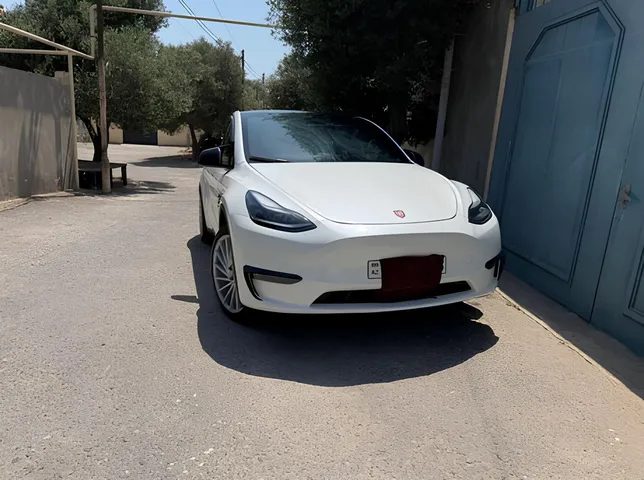 Tesla Model Y, 2.0 L, 2023 ano, 33 000 km, Baku - Preço: 43 000 ₼ - Tunel.az