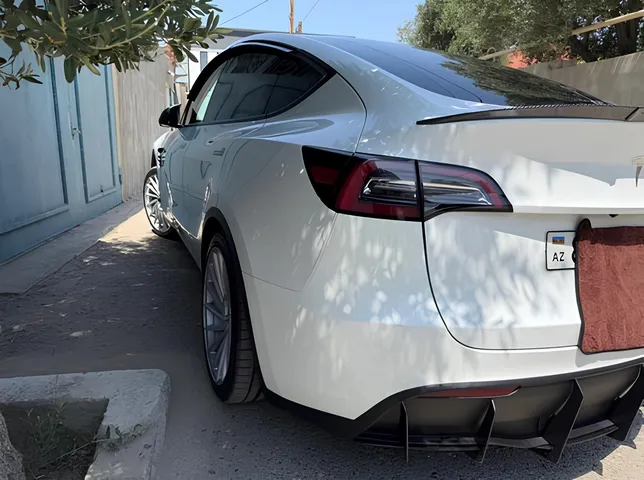 Tesla Model Y, 2.0 L, 2023 ano, 33 000 km, Baku - Preço: 43 000 ₼ - Tunel.az