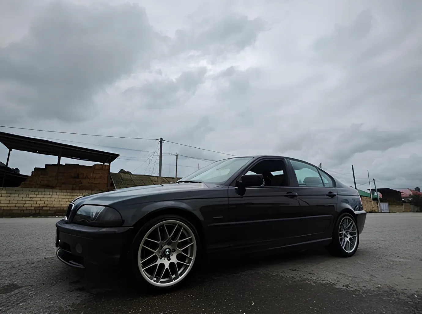 BMW 320, 2.0 L, 1999 ano, 310 000 km, Gusar - Preço: 10 500 ₼ - Tunel.az