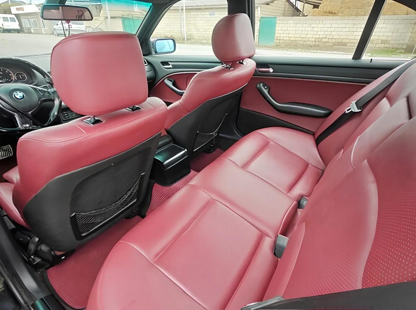 BMW 320, 2.0 L, 1999 ano, 310 000 km, Gusar - Preço: 10 500 ₼ - Tunel.az