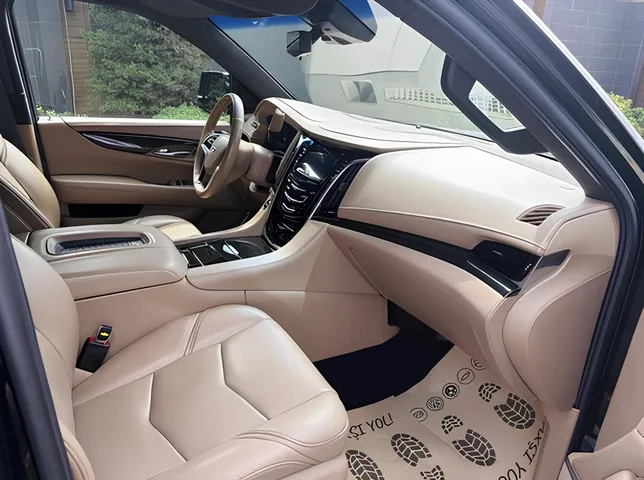 Cadillac Escalade, 6.2 L, 2019 ano, 43 000 km, Baku - Preço: 122 400 ₼ - Tunel.az