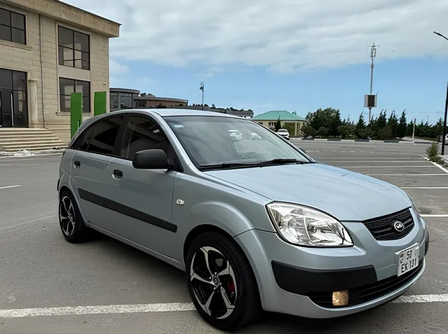 Kia Rio, 1.5 L, 2005 year, 300 000 km, Baku - Price: 10 000 ₼ - Tunel.az