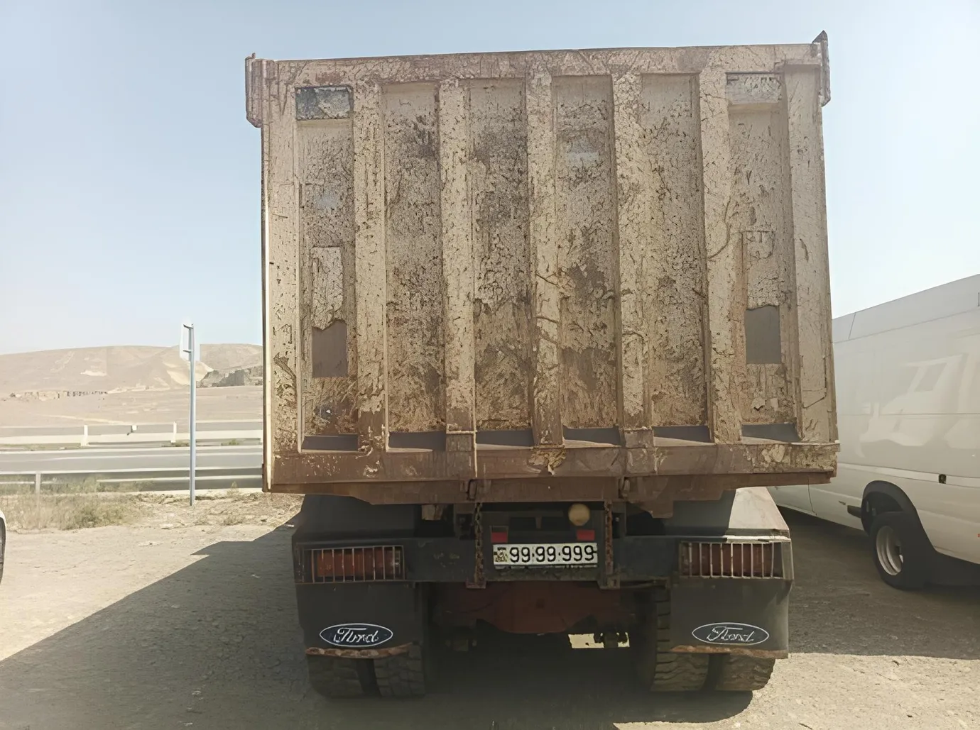 Ford Cargo, 9.5 L, 2007 year, 400 000 km, Baku - Price: 25 600 ₼ - Tunel.az