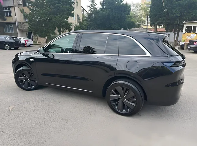 Li Auto L6, 1.5 L, 2025 жазыңыз жыл, 9 000 km, Baku - Бағасы: 74 500 ₼ - Tunel.az
