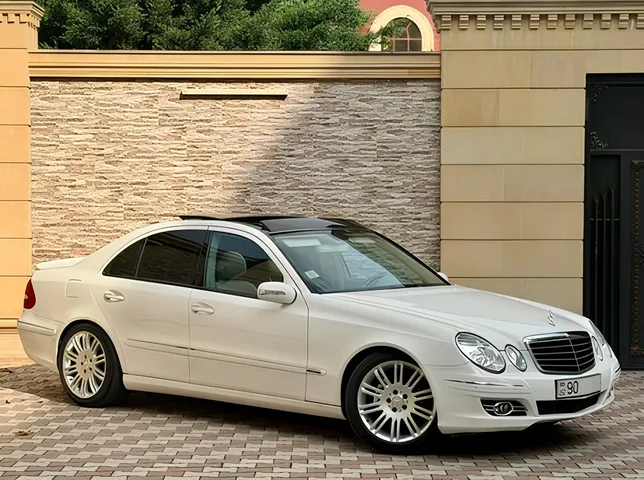 Mercedes E 240, 2.6 L, 2004 yil, 212 000 km, Baku - Narxi: 15 800 ₼ - Tunel.az