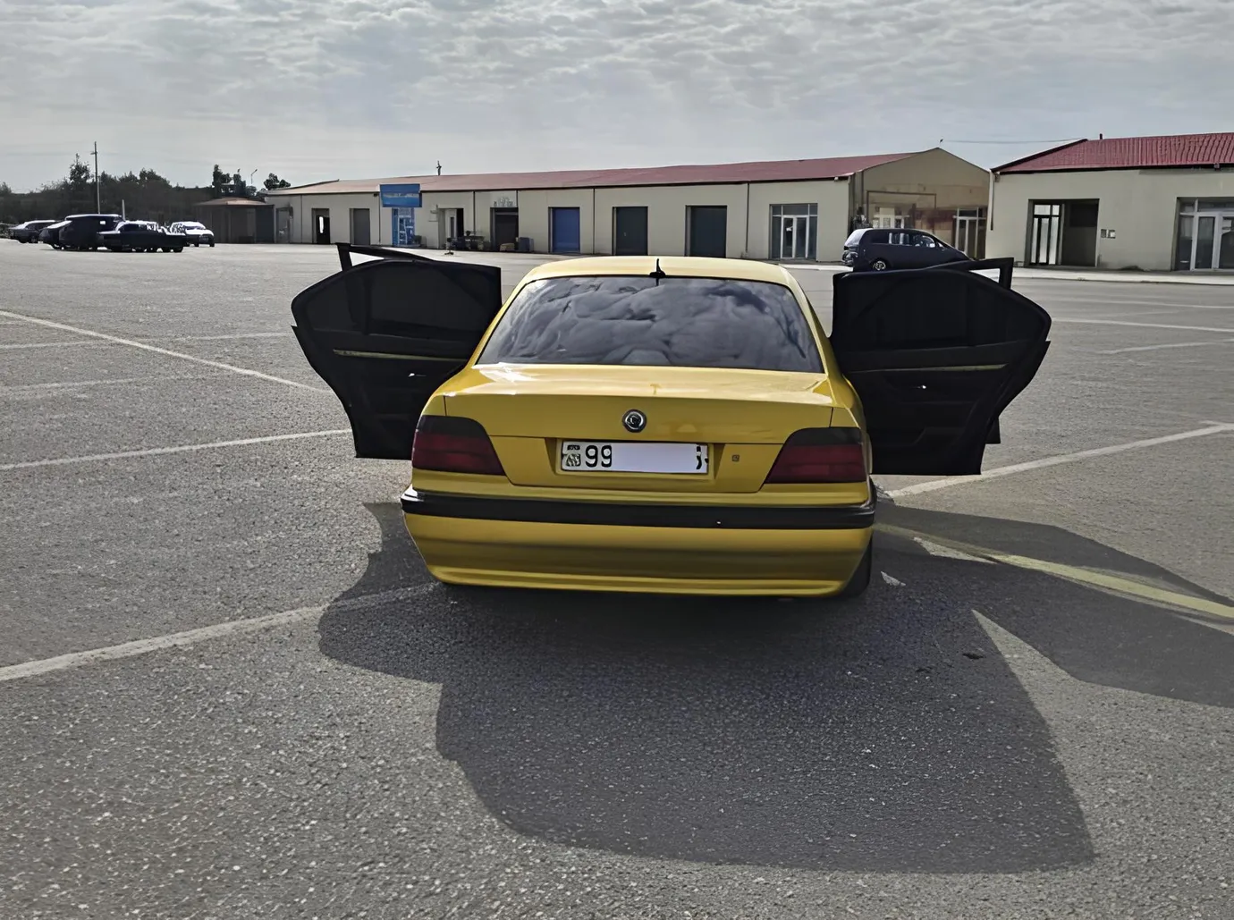 BMW 735, 3.5 L, 1999 year, 370 000 km, Baku - Price: 11 800 ₼ - Tunel.az