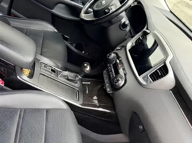 Kia Sorento, 2.0 L, 2015 yıl, 247 130 km, Baku - Fiyat: 31 700 ₼ - Tunel.az