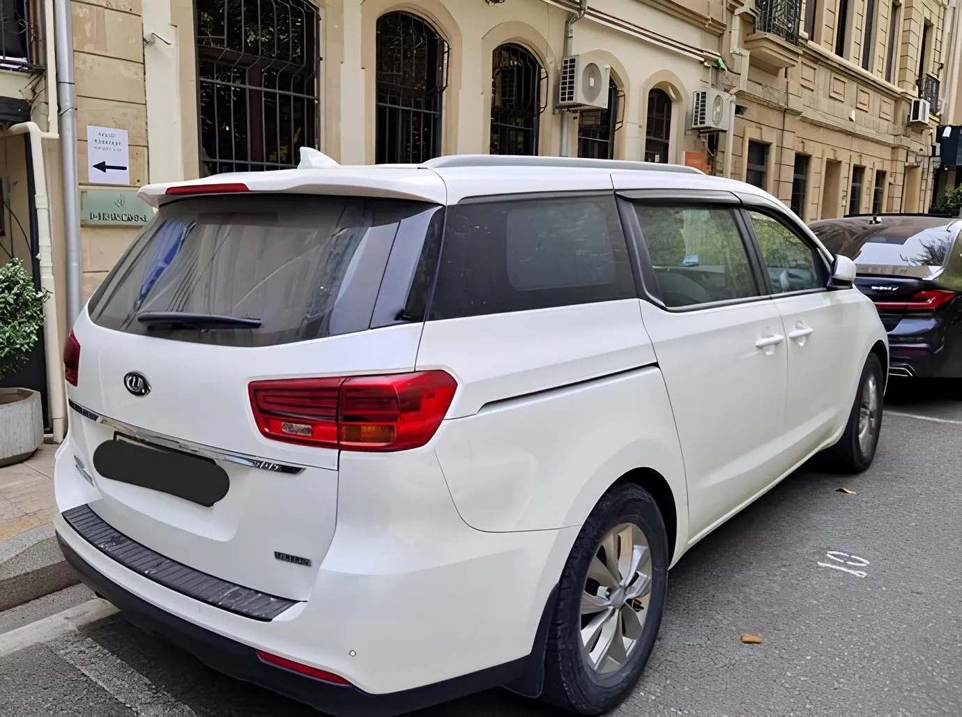 Kia Carnival, 2.2 L, 2020 i̇l, 31 000 km, Bakı - Qiymət: 49 300 ₼ - Tunel.az