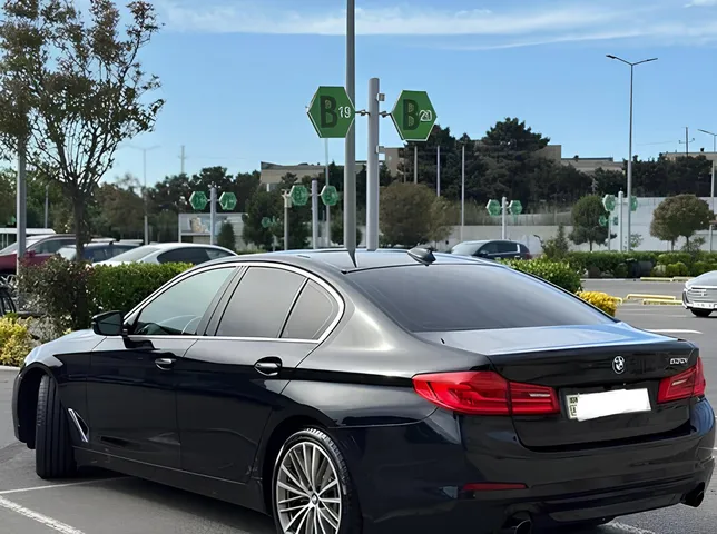 BMW 530, 2.0 L, 2018 yil, 79 000 km, Baku - Narxi: 49 400 ₼ - Tunel.az