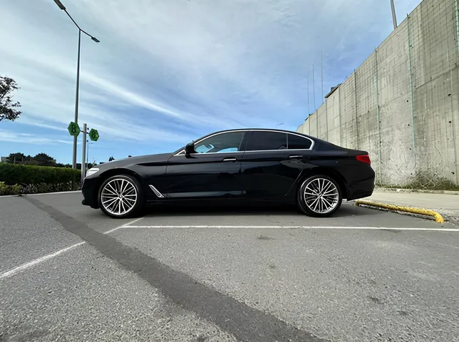 BMW 530, 2.0 L, 2018 yil, 79 000 km, Baku - Narxi: 49 400 ₼ - Tunel.az