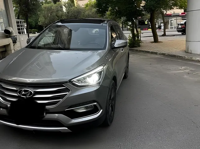 Hyundai Santa Fe, 2.0 L, 2017 i̇l, 160 934 km, Bakı - Qiymət: 27 300 ₼ - Tunel.az