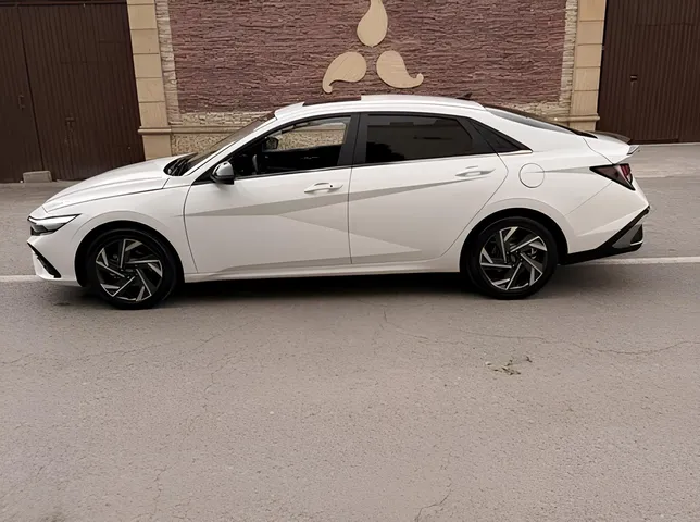Hyundai Elantra, 1.6 L, 2024 ano, 44 602 km, Baku - Preço: 26 800 ₼ - Tunel.az