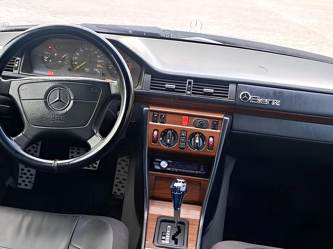 Mercedes 200 E, 2.0 L, 1995 год, 326 000 km, Баку - Цена: 4 500 ₼ - Tunel.az