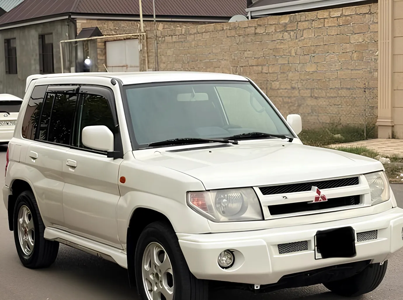 Mitsubishi Pajero io, 1.8 L, 1998 i̇l, 123 552 km, Gəncə - Qiymət: 6 300 ₼ - Tunel.az