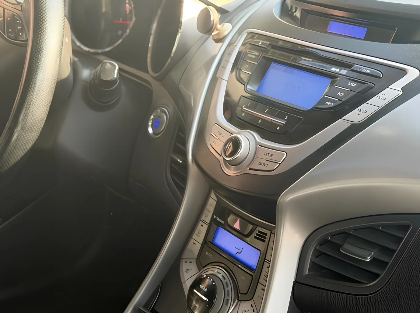 Hyundai Elantra, 1.8 L, 2013 წელი, 250 000 km, Baku - ფასი: 16 800 ₼ - Tunel.az