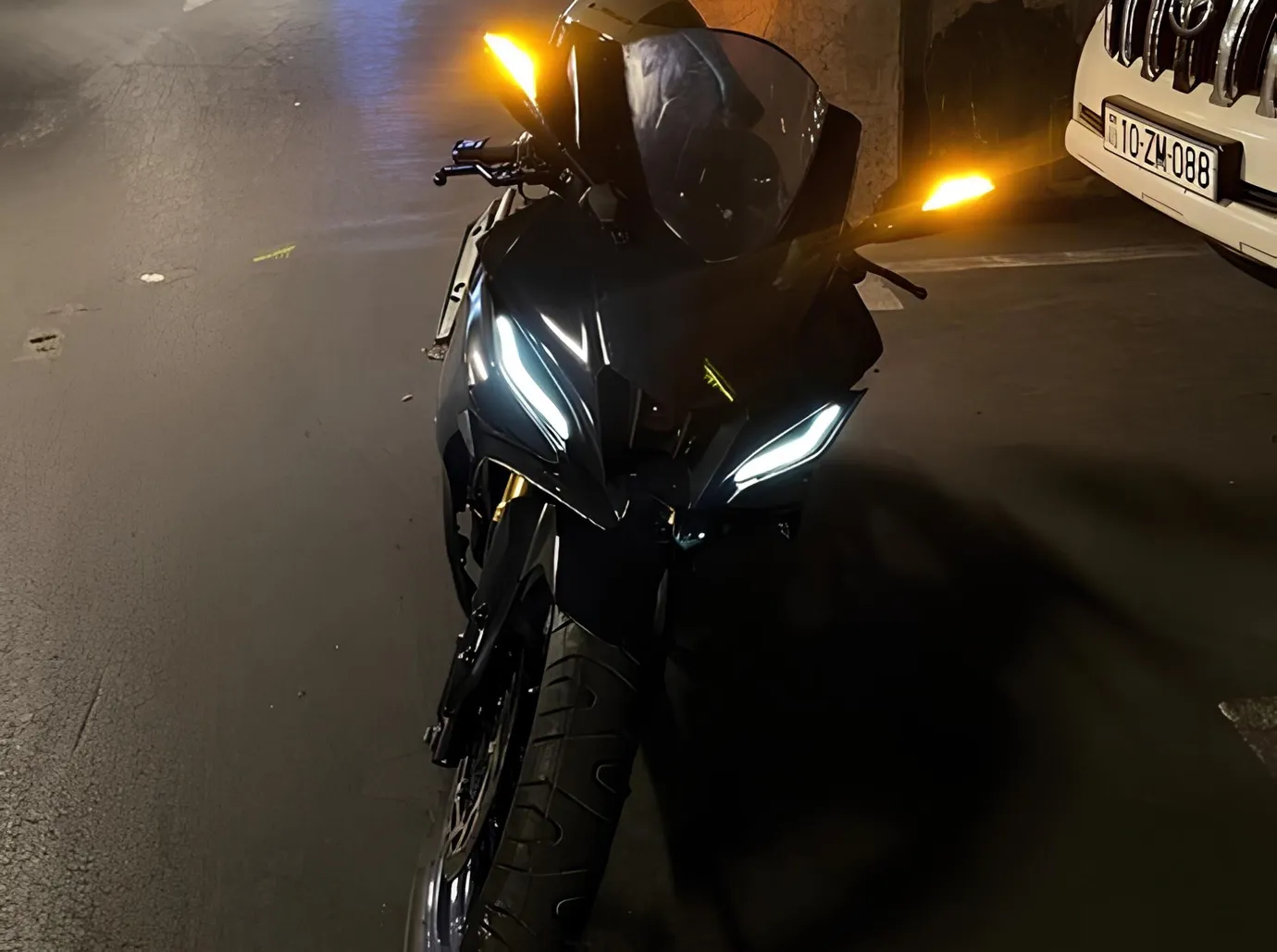 Yamaha R15 V4, 0.15 L, 2024 année, 21 000 km, Baku - Prix ​​: 4 800 ₼ - Tunel.az