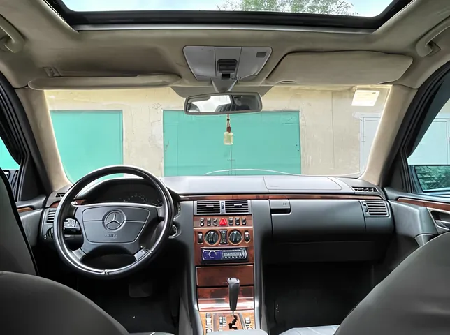 Mercedes E 200, 2.0 L, 1998 year, 425 000 km, Baku - Price: 8 600 ₼ - Tunel.az