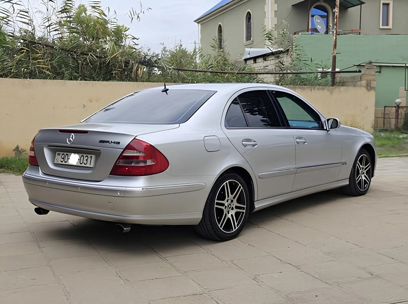 Mercedes E 240, 2.6 L, 2004 год, 303 322 km, Сальян - Цена: 14 800 ₼ - Tunel.az