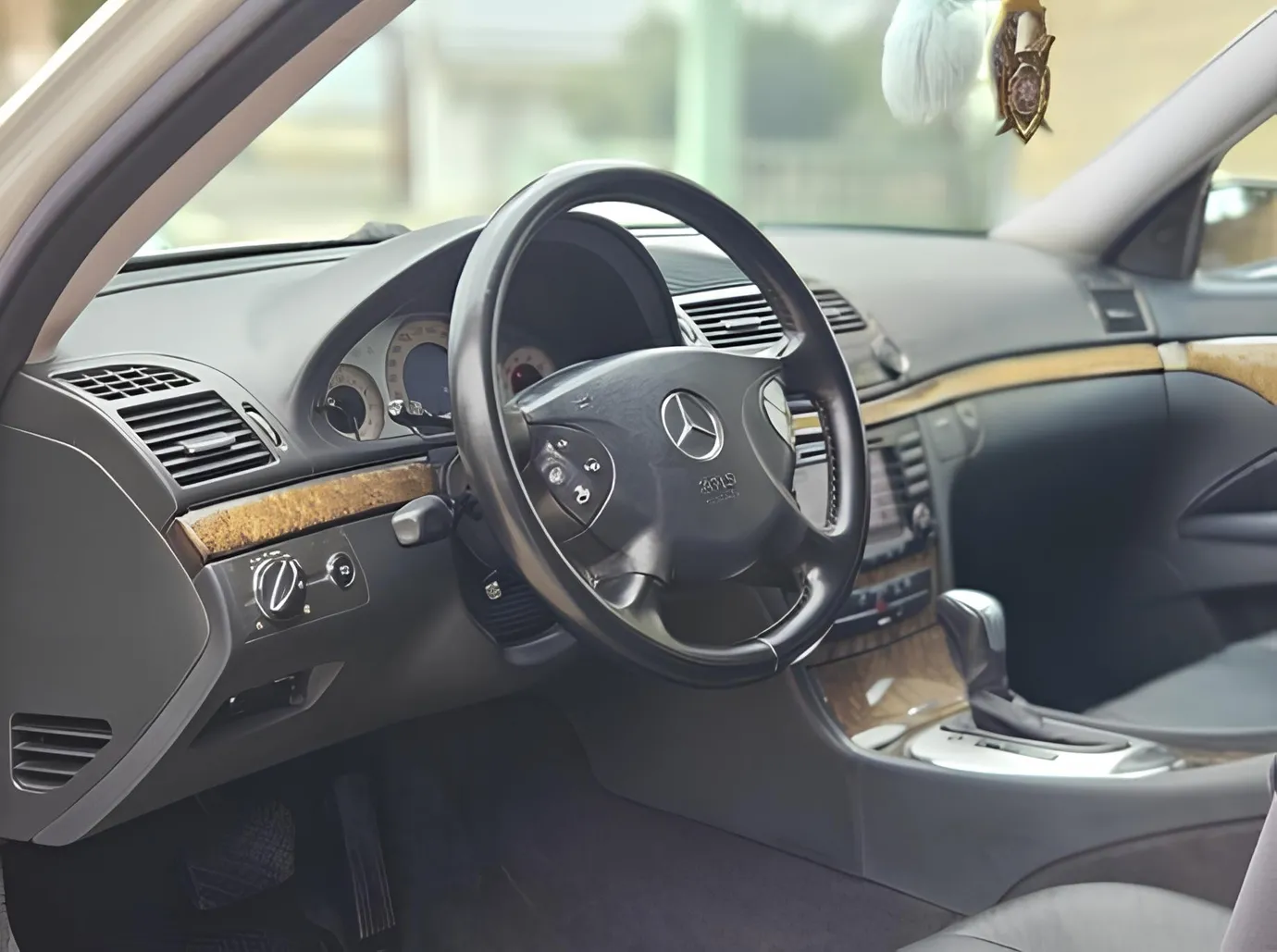 Mercedes E 240, 2.6 L, 2004 год, 303 322 km, Сальян - Цена: 14 800 ₼ - Tunel.az
