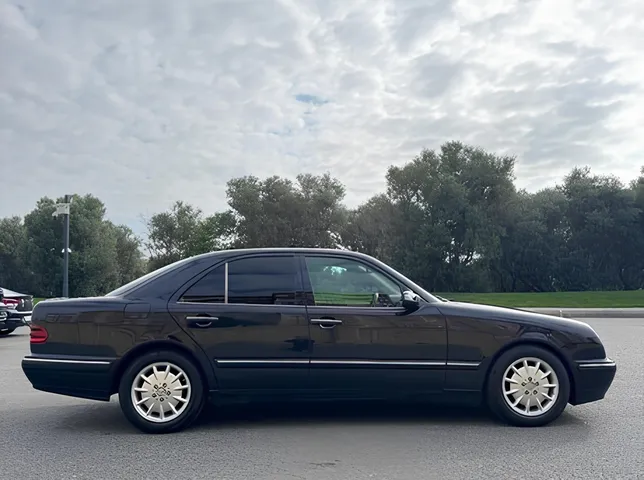Mercedes E 270, 2.7 L, 2000 year, 615 000 km, Baku - Price: 13 900 ₼ - Tunel.az