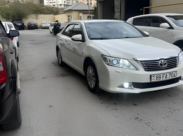 Toyota Camry, 2.5 L, 2014 год, 192 000 km, Баку - Цена: 25 500 ₼ - Tunel.az