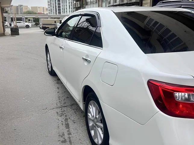 Toyota Camry, 2.5 L, 2014 год, 192 000 km, Баку - Цена: 25 500 ₼ - Tunel.az