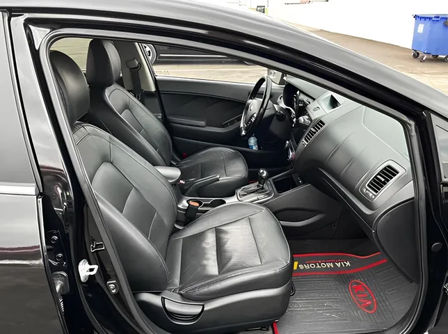 Kia K3, 1.6 L, 2014 baujahr, 243 000 km, Baku - Preis: 18 000 ₼ - Tunel.az