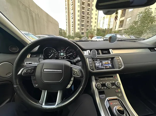 Land Rover RR Evoque, 2.0 L, 2016 ano, 117 600 km, Baku - Preço: 28 000 ₼ - Tunel.az