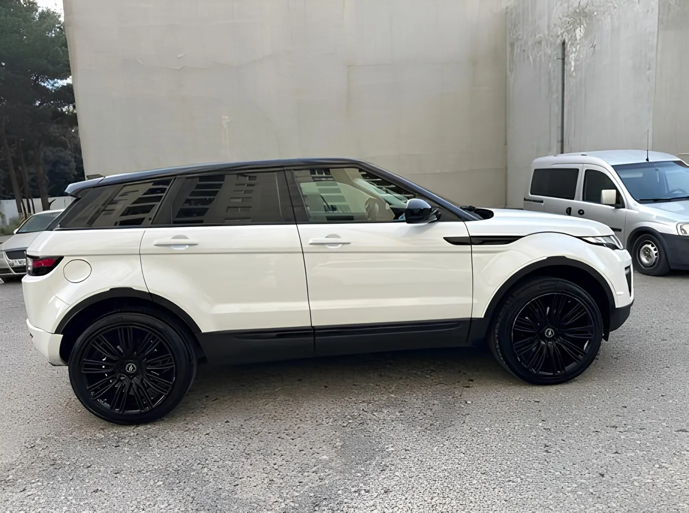 Land Rover RR Evoque, 2.0 L, 2016 ano, 117 600 km, Baku - Preço: 28 000 ₼ - Tunel.az