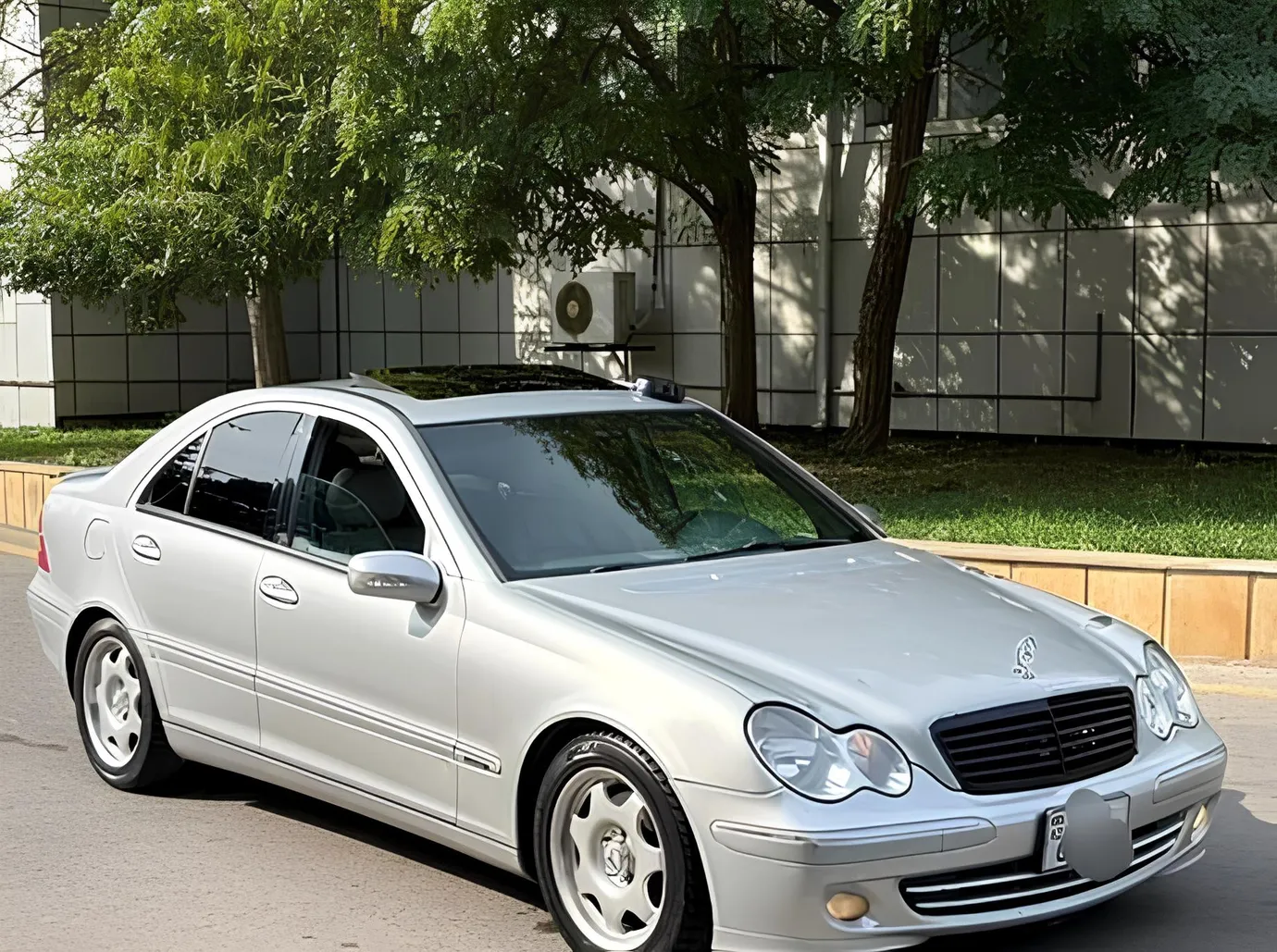 Mercedes C 320, 3.2 L, 2002 ano, 283 032 km, Baku - Preço: 8 300 ₼ - Tunel.az