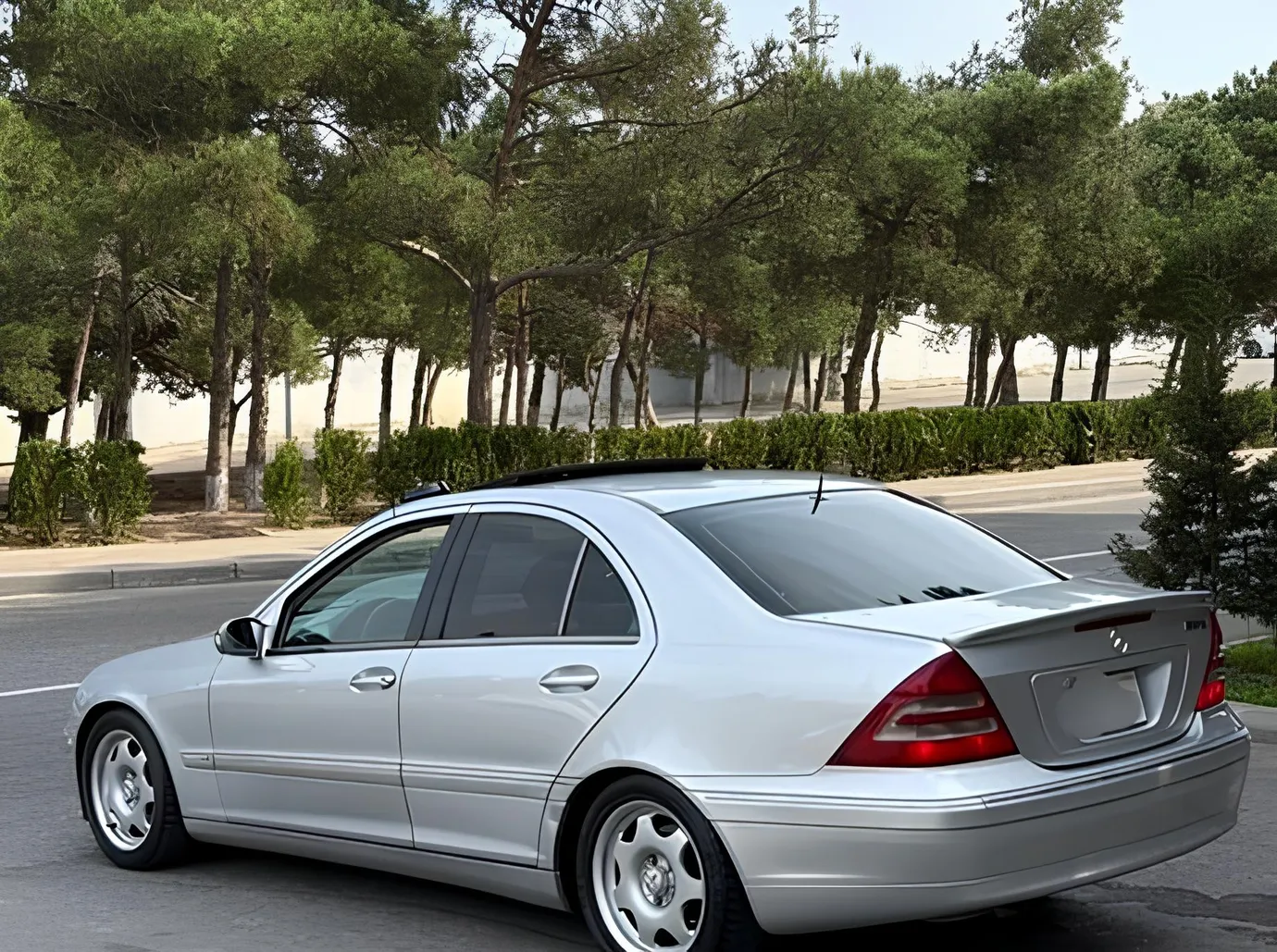 Mercedes C 320, 3.2 L, 2002 ano, 283 032 km, Baku - Preço: 8 300 ₼ - Tunel.az