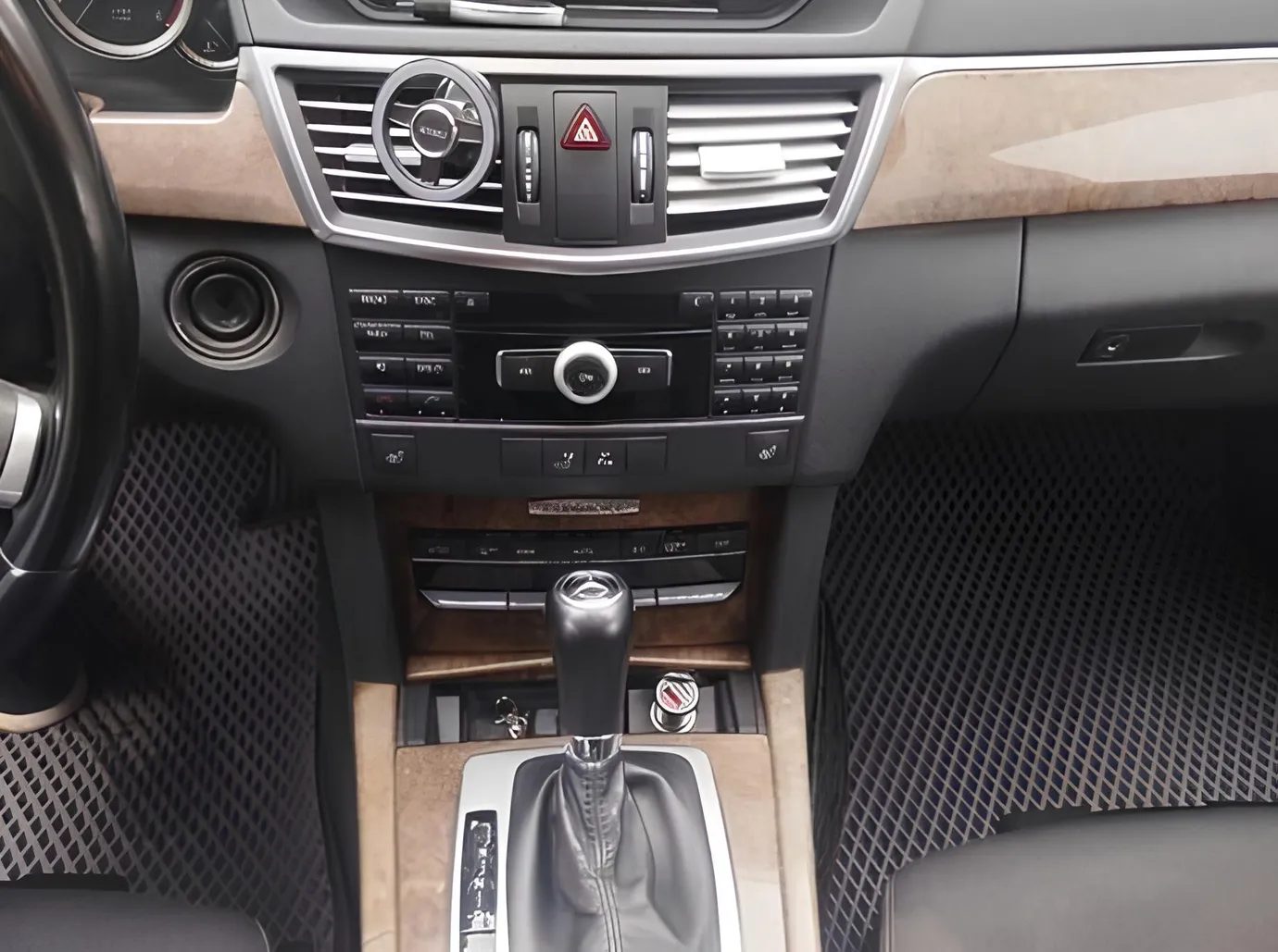 Mercedes E 220, 2.1 L, 2010 baujahr, 161 057 km, Lankaran - Preis: 25 500 ₼ - Tunel.az