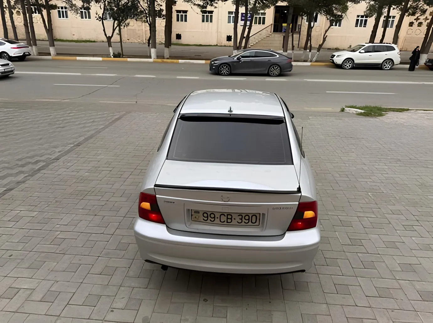 Opel Vectra, 1.6 L, 2000 год, 300 000 km, Сумгаит - Цена: 6 400 ₼ - Tunel.az