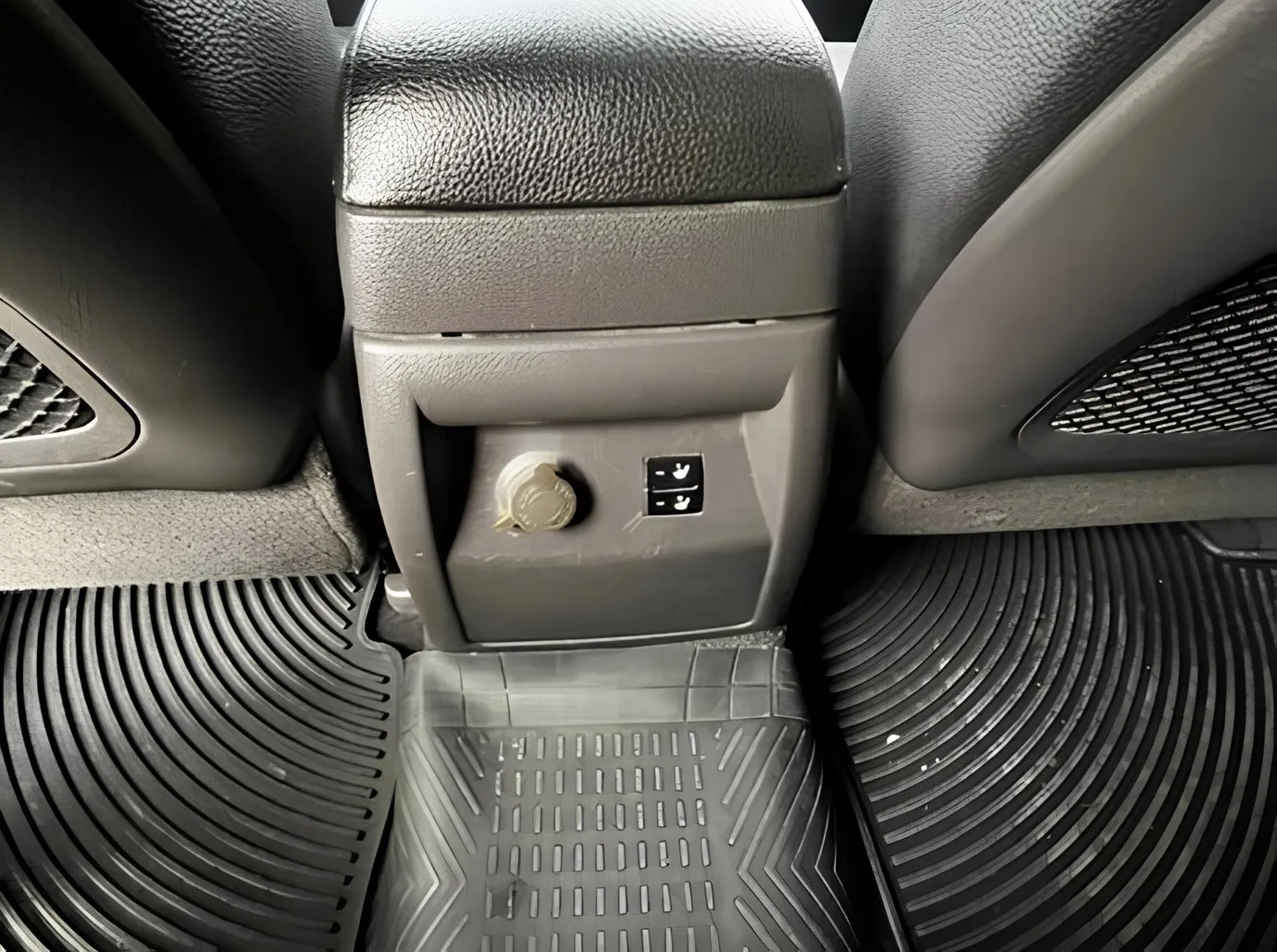 Hyundai Santa Fe, 2.2 L, 2010 year, 221 000 km, Baku - Price: 20 900 ₼ - Tunel.az