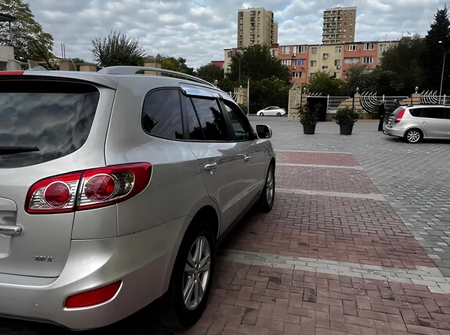 Hyundai Santa Fe, 2.2 L, 2010 year, 221 000 km, Baku - Price: 20 900 ₼ - Tunel.az