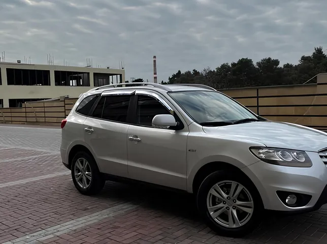 Hyundai Santa Fe, 2.2 L, 2010 year, 221 000 km, Baku - Price: 20 900 ₼ - Tunel.az
